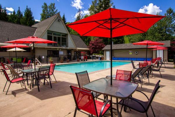 Sicamous Rv & Cabin Resort Malakwa 외부 사진
